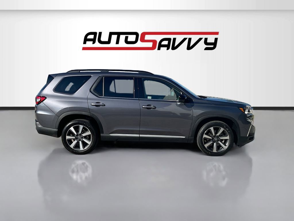 Used 2024 Honda Pilot Elite image 8