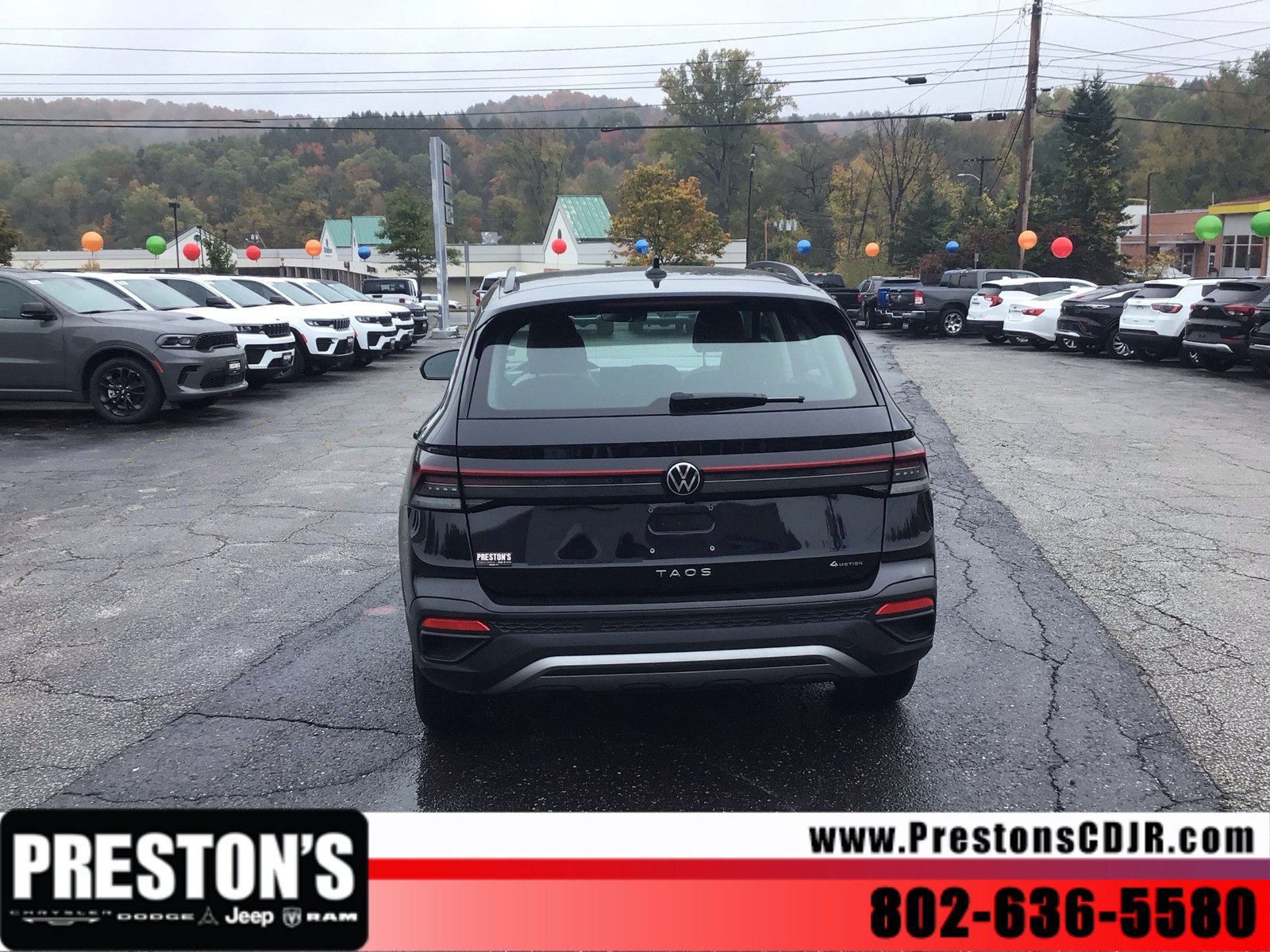 Used 2025 Volkswagen Taos S AWD/4WD image 4