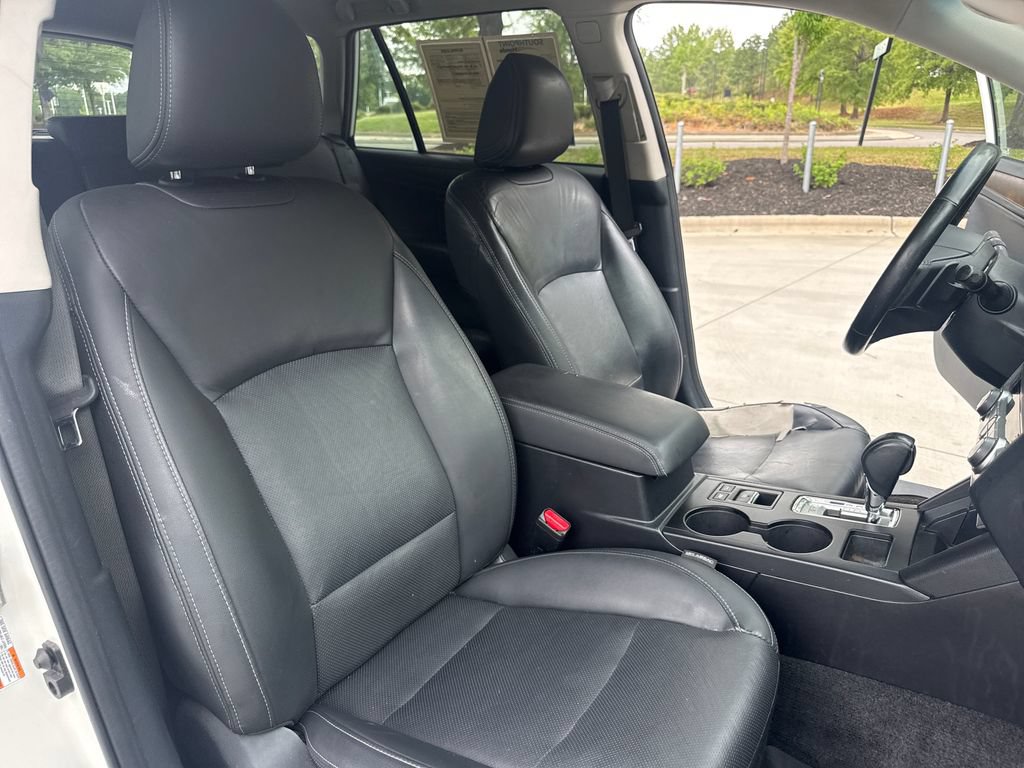 Used 2015 Subaru Outback 2.5i Limited AWD/4WD image 34