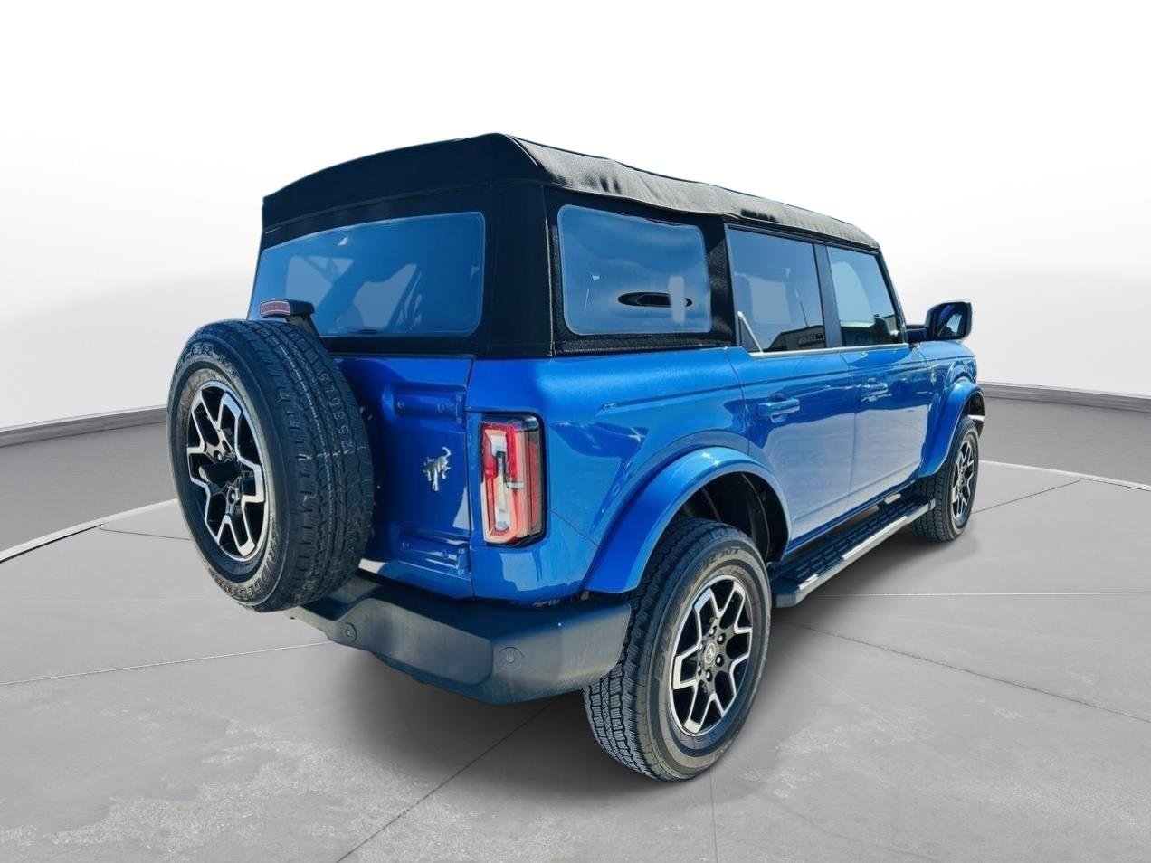 Used 2023 Ford Bronco Outer Banks image 37