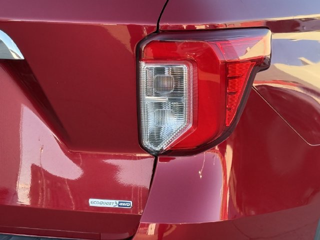Used 2020 Ford Explorer Limited AWD/4WD image 7