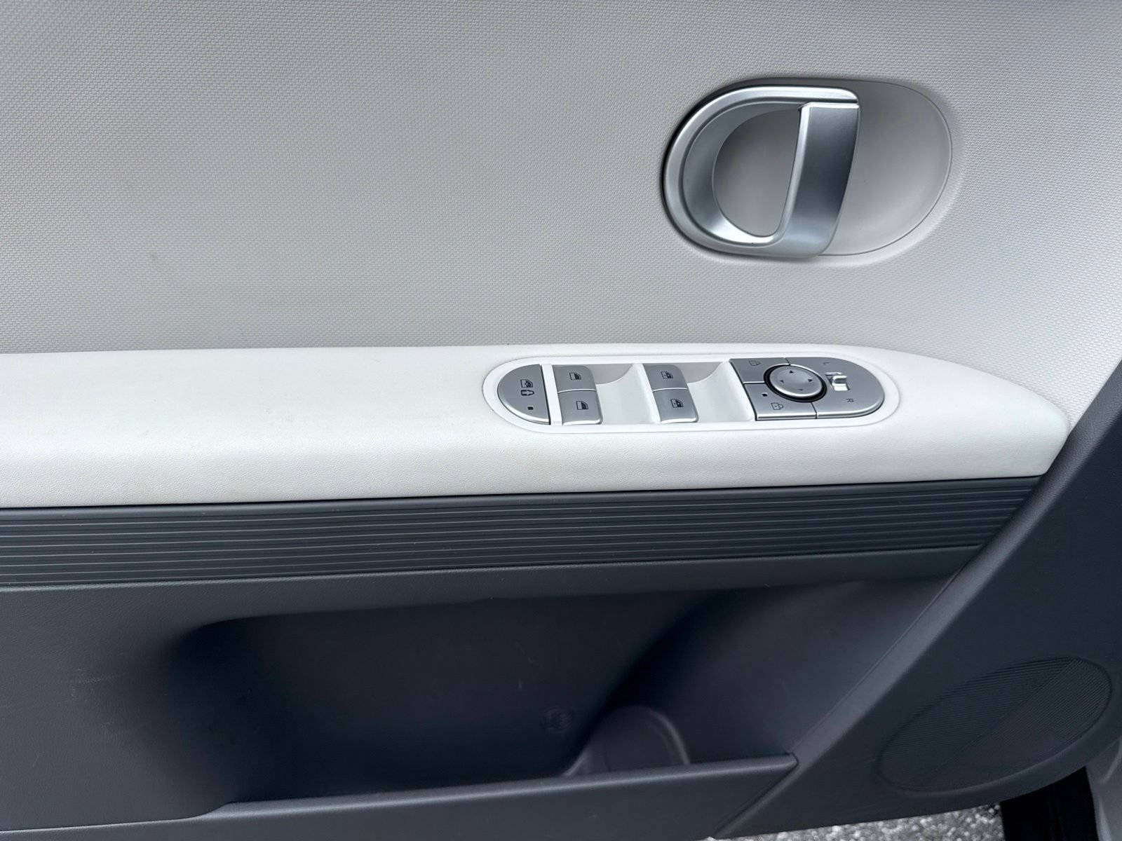 Certified 2024 Hyundai Ioniq 5 SEL AWD/4WD image 19