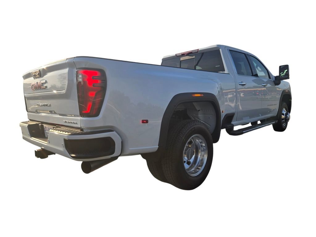 New 2026 GMC Sierra 3500 Denali w/ Denali Reserve Package AWD/4WD image 4