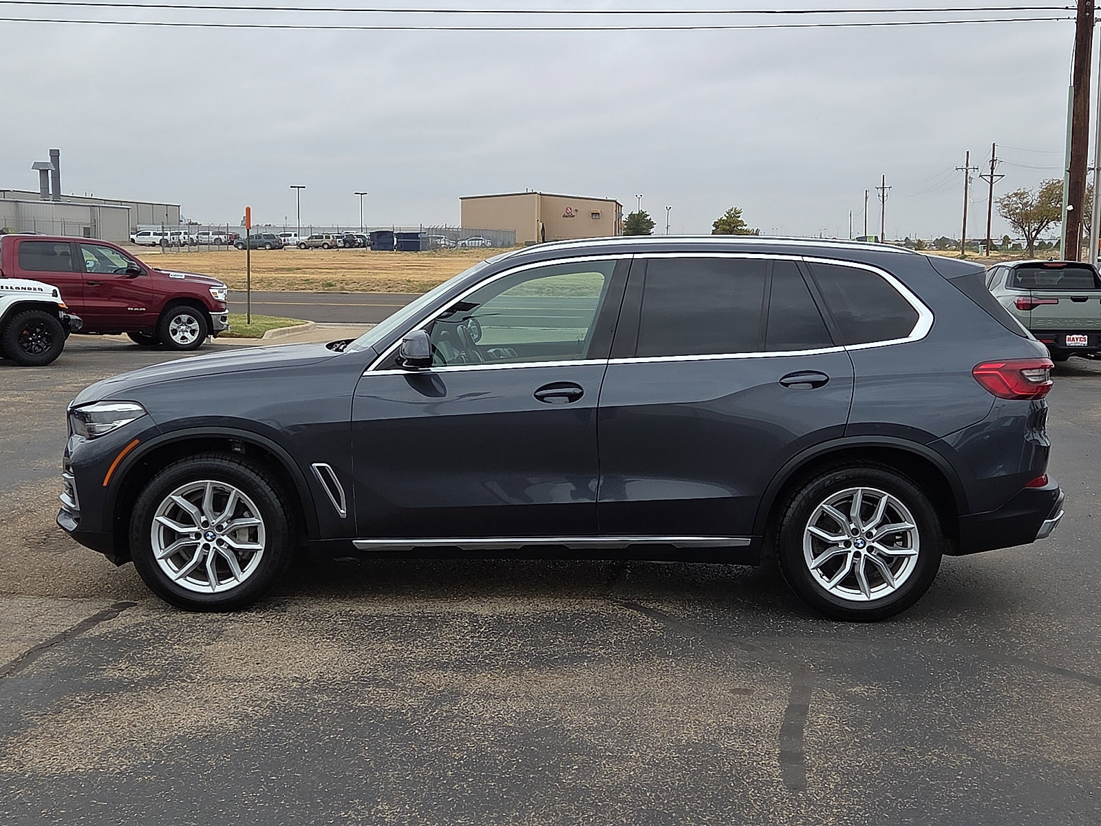 Used 2019 BMW X5 xDrive40i w/ Convenience Package image 2