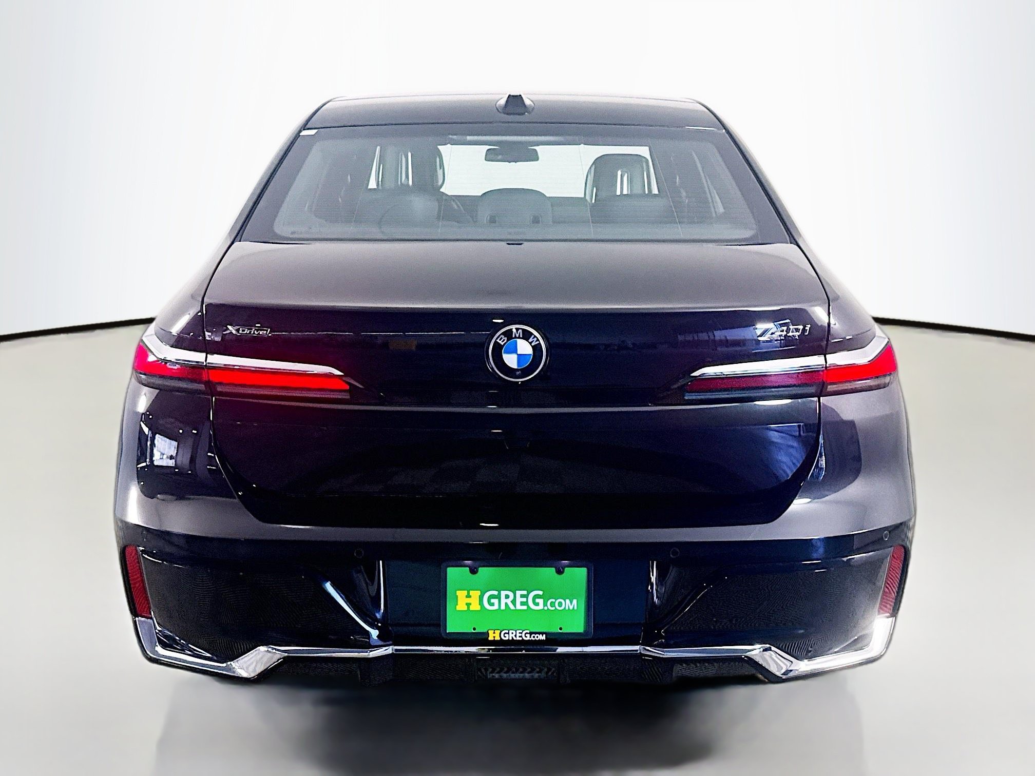 Used 2026 BMW 740i xDrive AWD/4WD image 8