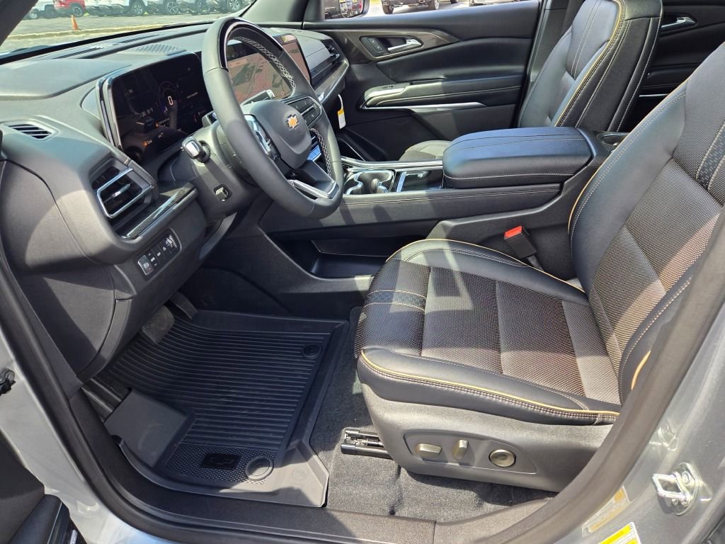 New 2026 Chevrolet Traverse High Country w/ LPO, Floor Liner Package image 19