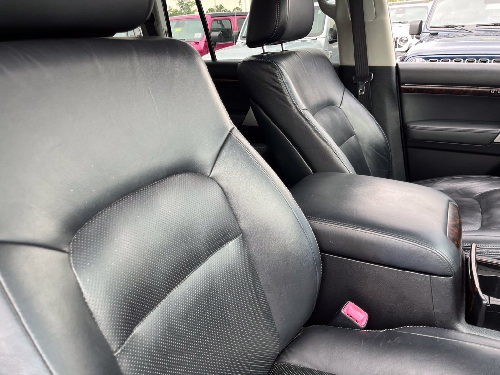 Used 2014 Toyota Land Cruiser AWD/4WD image 38
