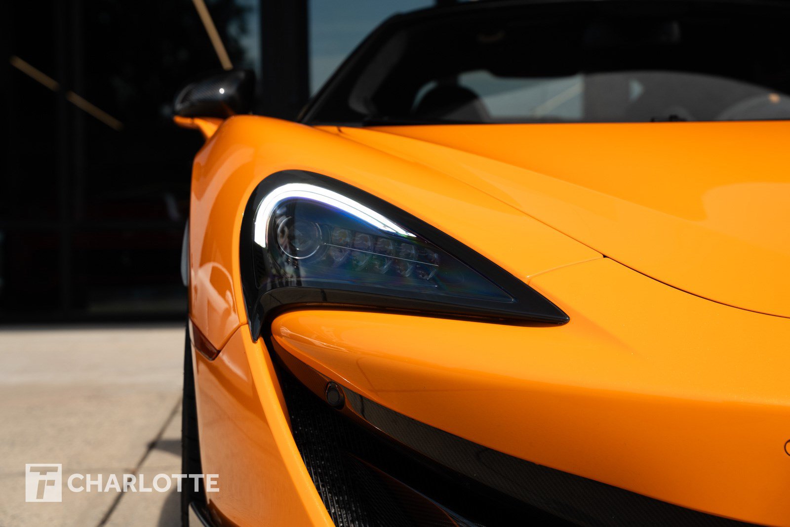 Used 2019 McLaren 600LT RWD image 4