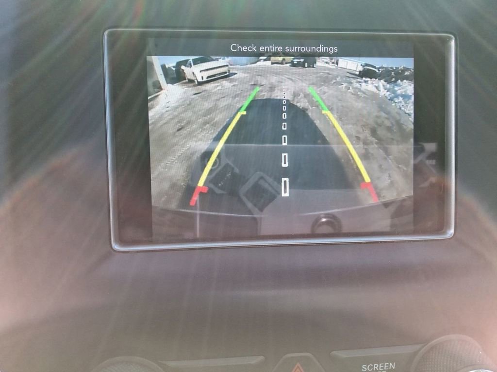 Used 2018 Jeep Grand Cherokee Limited image 16