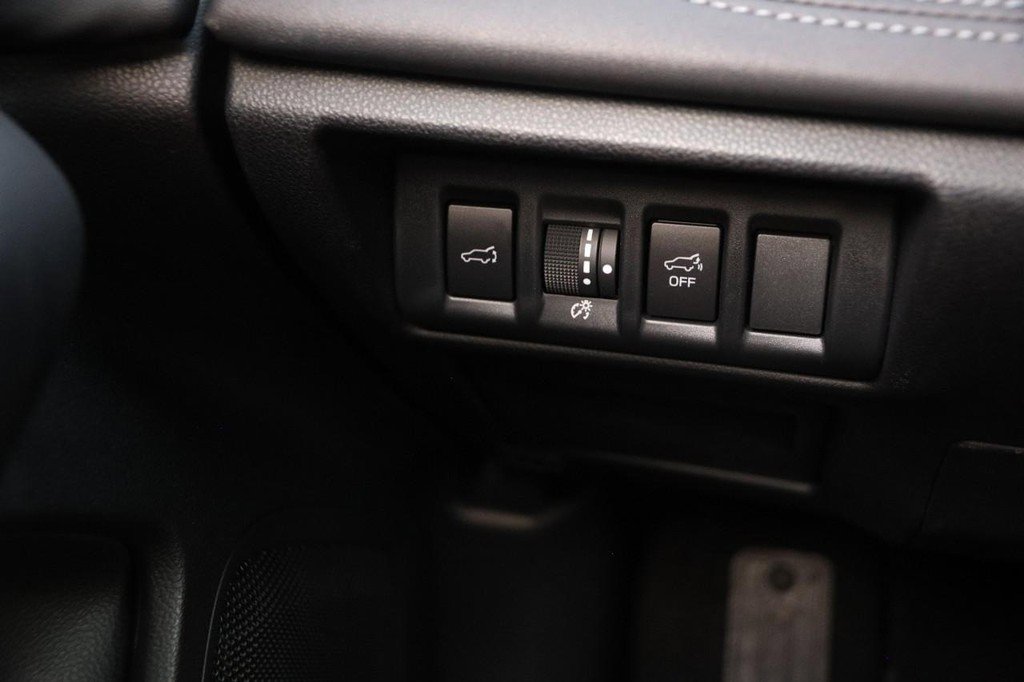 Used 2022 Subaru Outback Limited image 20