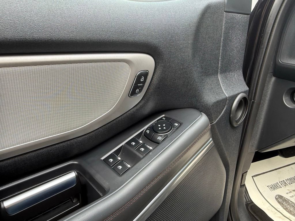 Used 2025 Ford Expedition Active AWD/4WD image 15