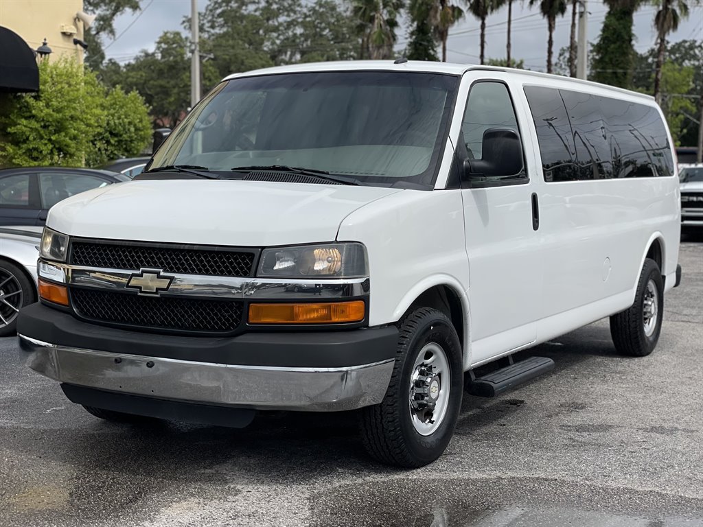 Used 2012 Chevrolet Express 3500 LT w/ LT Preferred Equipment Group RWD image 7