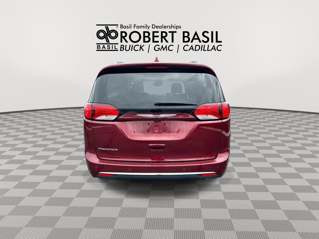 Used 2019 Chrysler Pacifica Touring-L w/ Advanced Safetytec Group FWD image 7