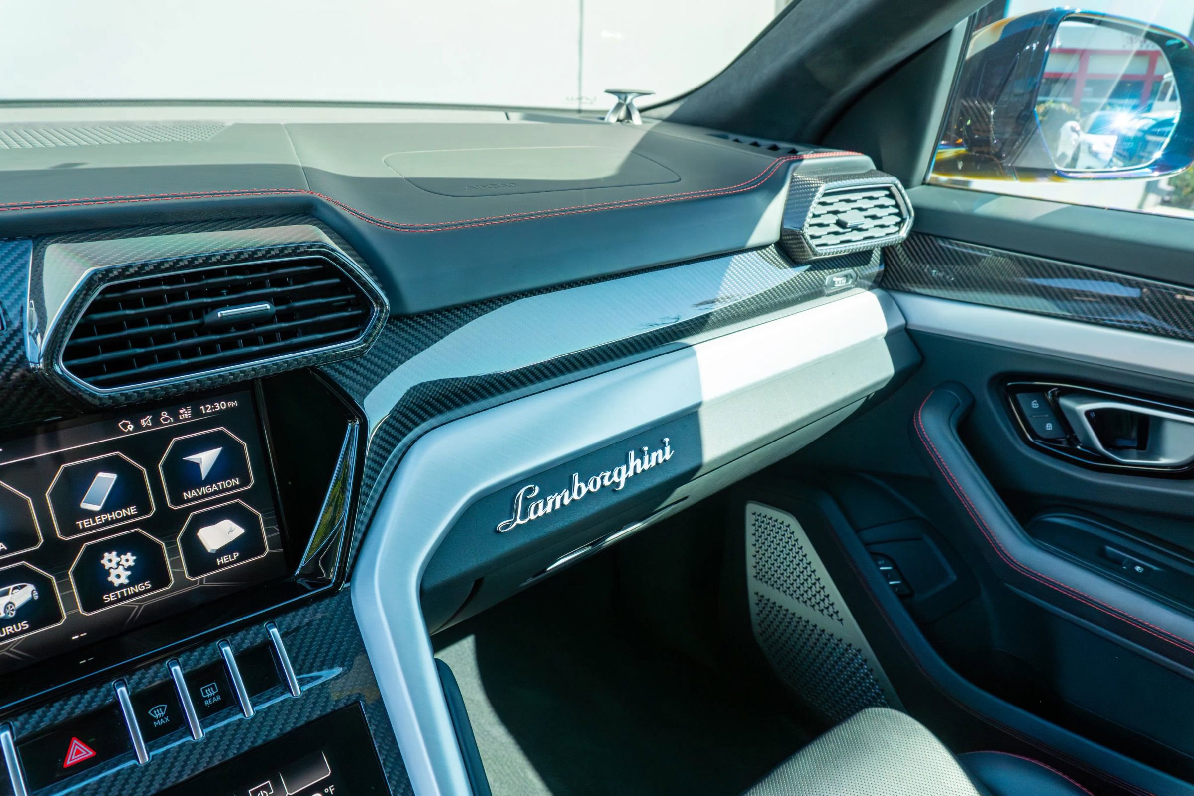 Used 2020 Lamborghini Urus image 66