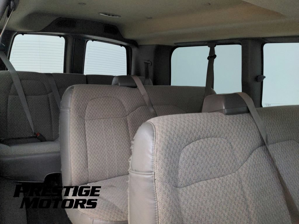 Used 2019 Chevrolet Express 2500 LT w/ LT Preferred Equipment Group RWD image 23