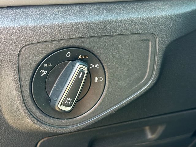 Used 2021 Volkswagen Atlas SEL FWD image 10