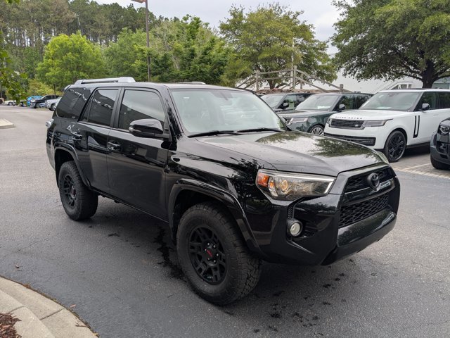 Used 2018 Toyota 4Runner SR5 Premium AWD/4WD image 3