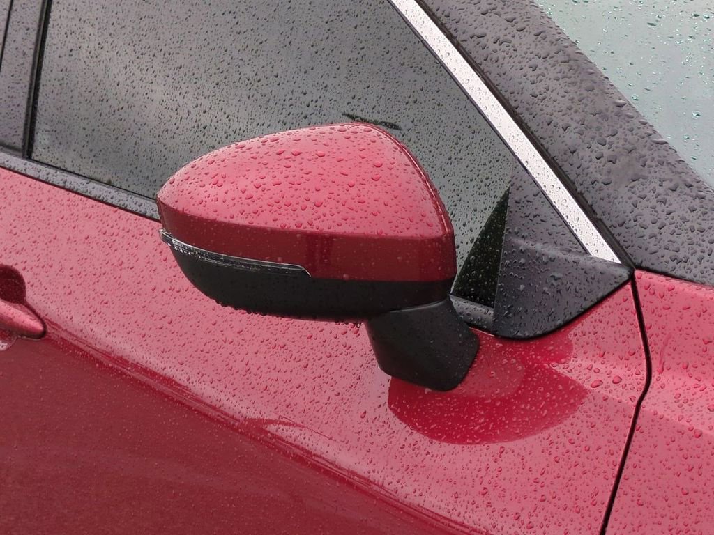 Certified 2022 Nissan Rogue SV image 12