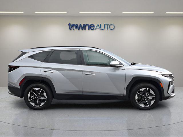 Used 2025 Hyundai Tucson SEL AWD/4WD image 8