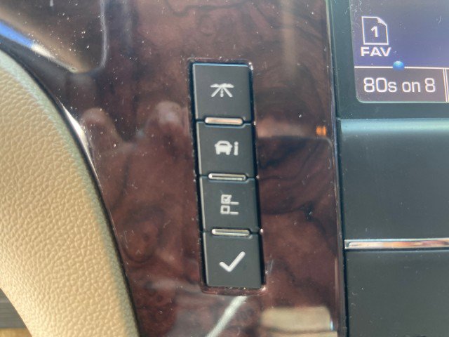 Used 2013 Cadillac Escalade 2WD image 62