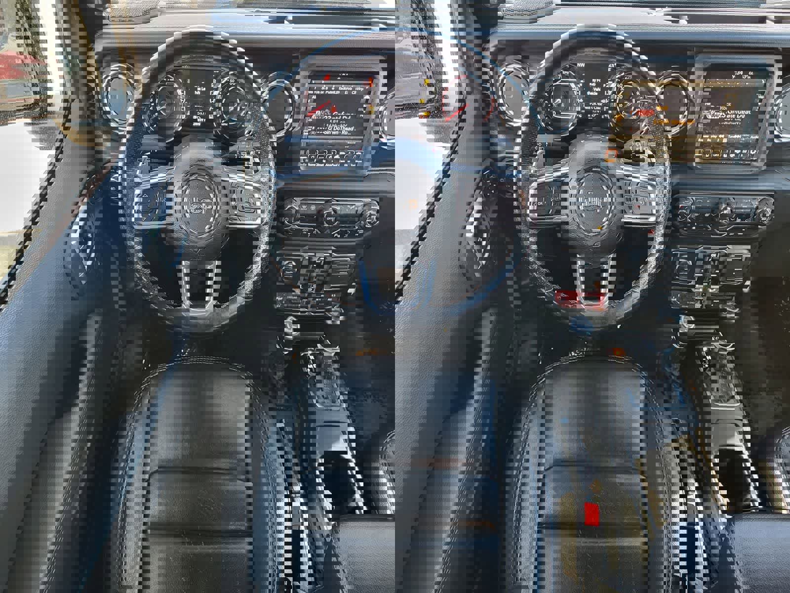 Used 2022 Jeep Wrangler Unlimited Rubicon w/ Xtreme Recon 35" Tire Package image 24