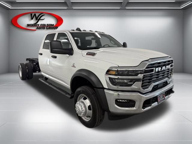 New 2026 RAM 5500 Tradesman w/ Chrome Appearance Group AWD/4WD image 3
