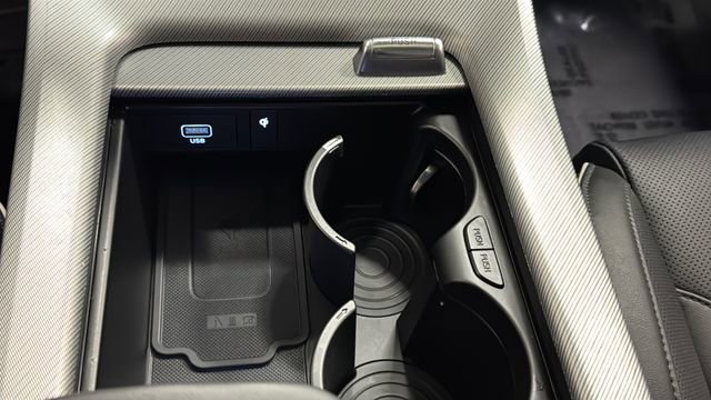 Used 2024 Hyundai Palisade SEL image 41