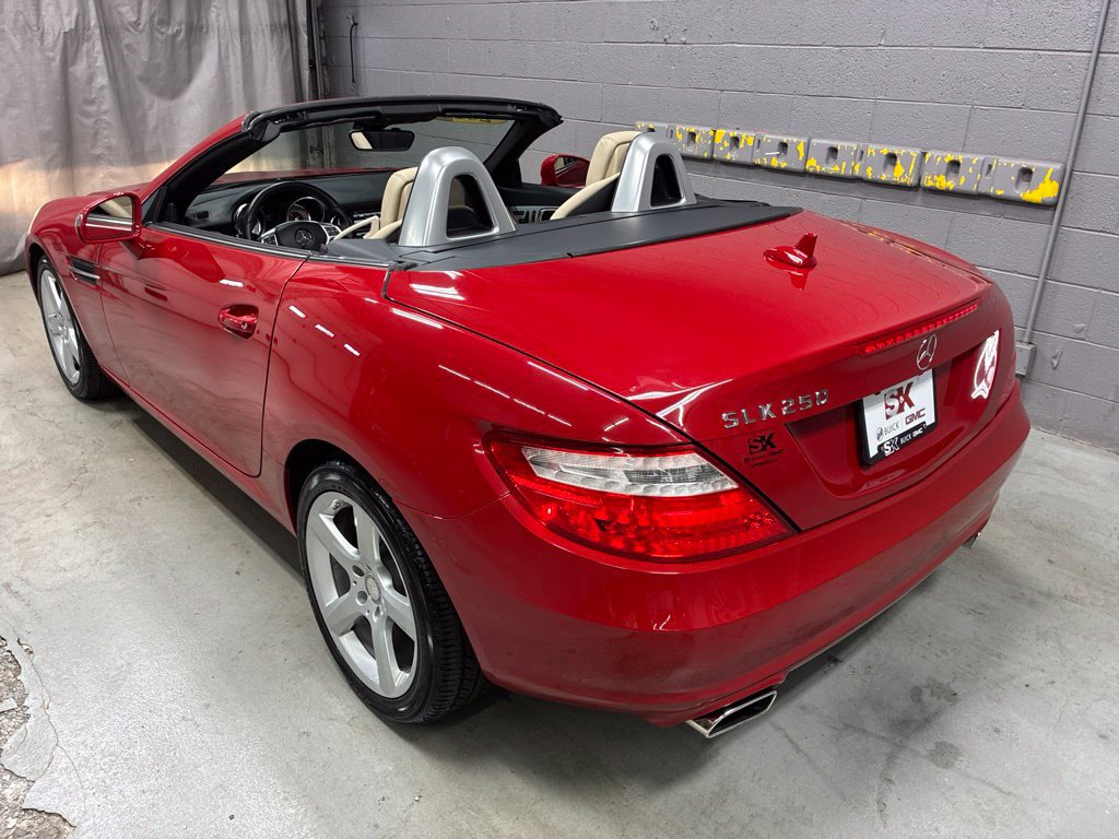 Used 2014 Mercedes-Benz SLK 250 image 27