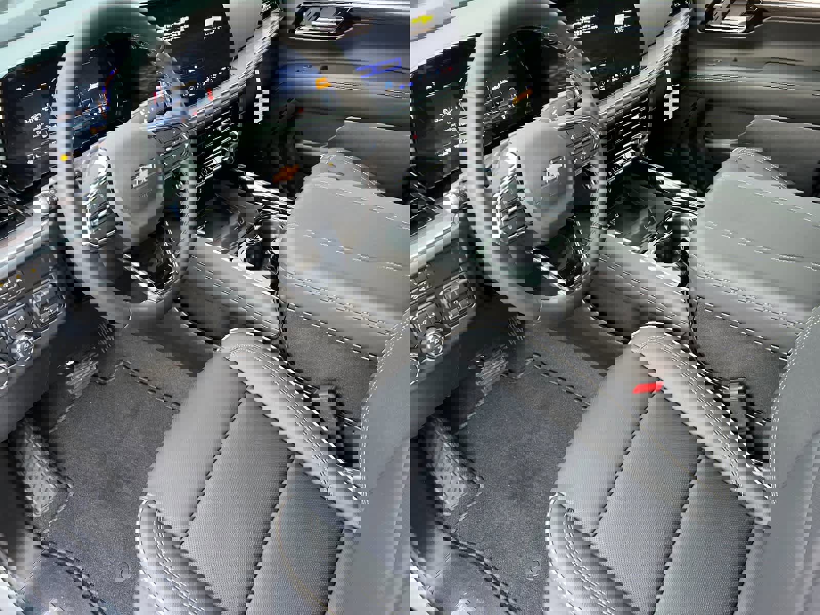 New 2026 Chevrolet Suburban Premier image 11