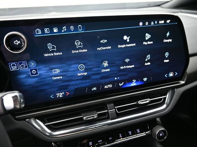 New 2026 Chevrolet Equinox EV LT w/ Midnight Package FWD image 24