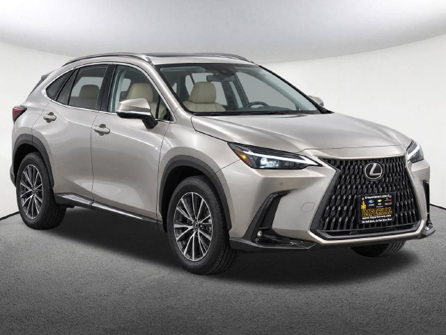 Used 2024 Lexus NX 350 AWD image 2
