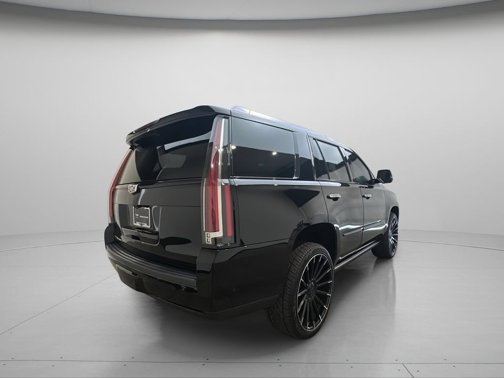 Used 2020 Cadillac Escalade Platinum AWD/4WD image 7