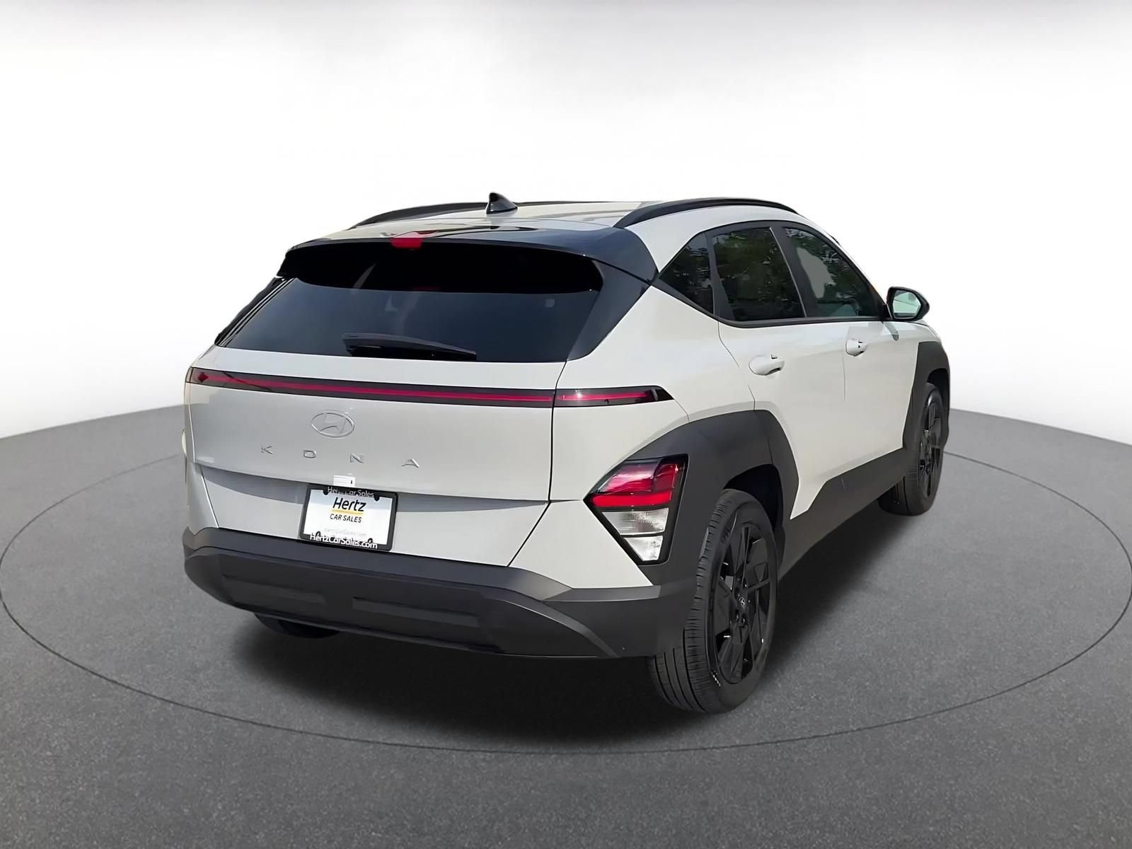 Used 2026 Hyundai Kona SEL Sport FWD image 14