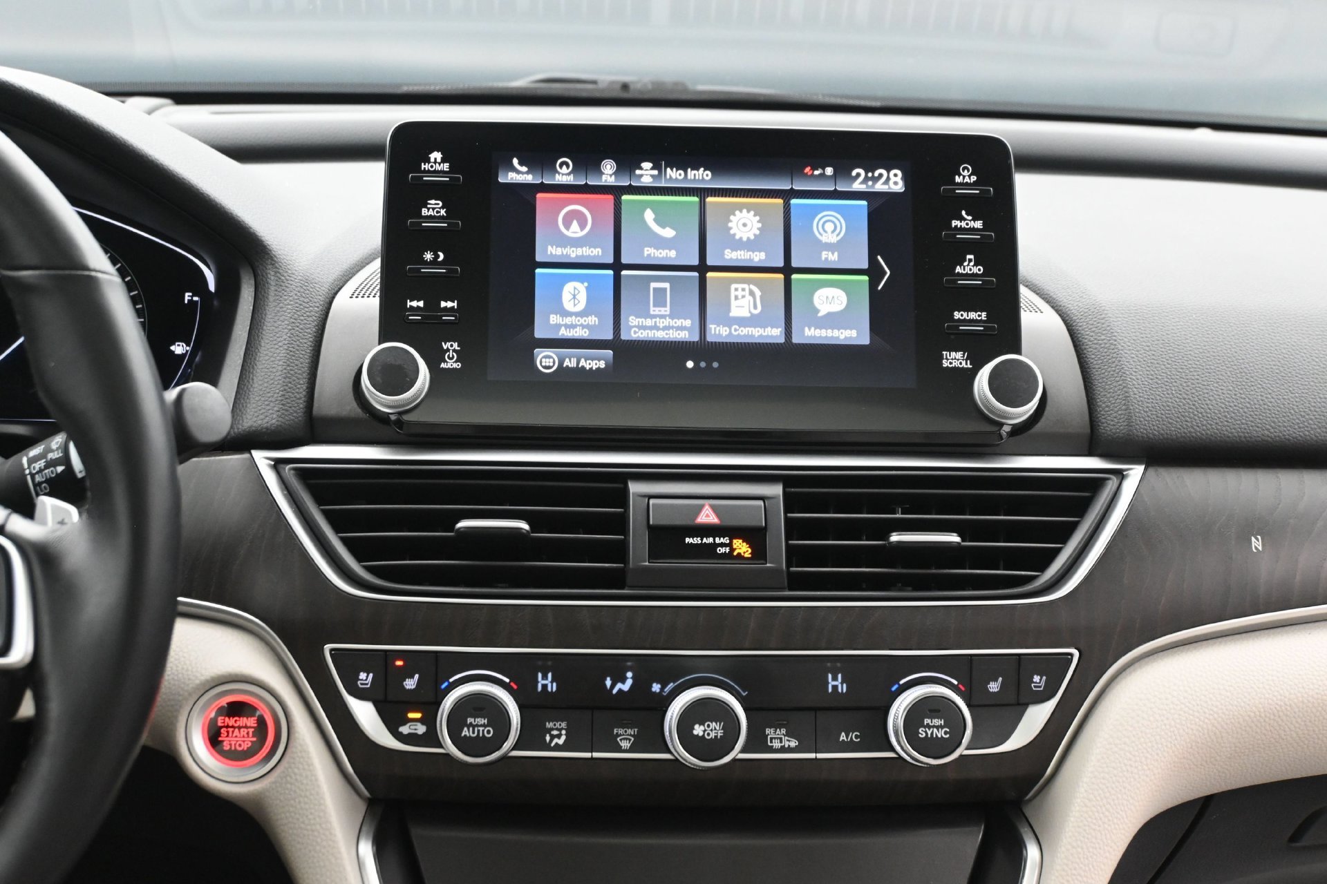 Used 2019 Honda Accord Touring image 18