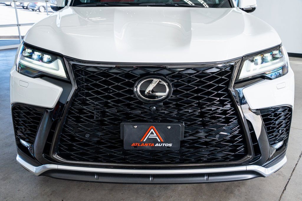 Used 2024 Lexus LX 600 F Sport image 15