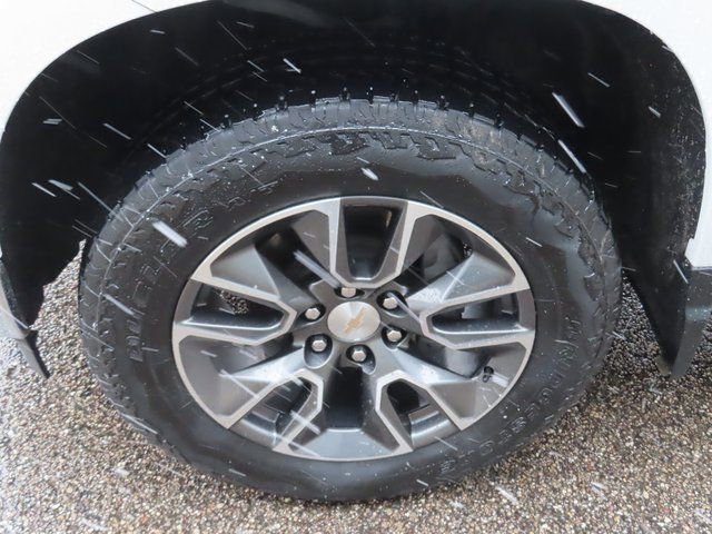 Used 2024 Chevrolet Silverado 1500 LT image 18