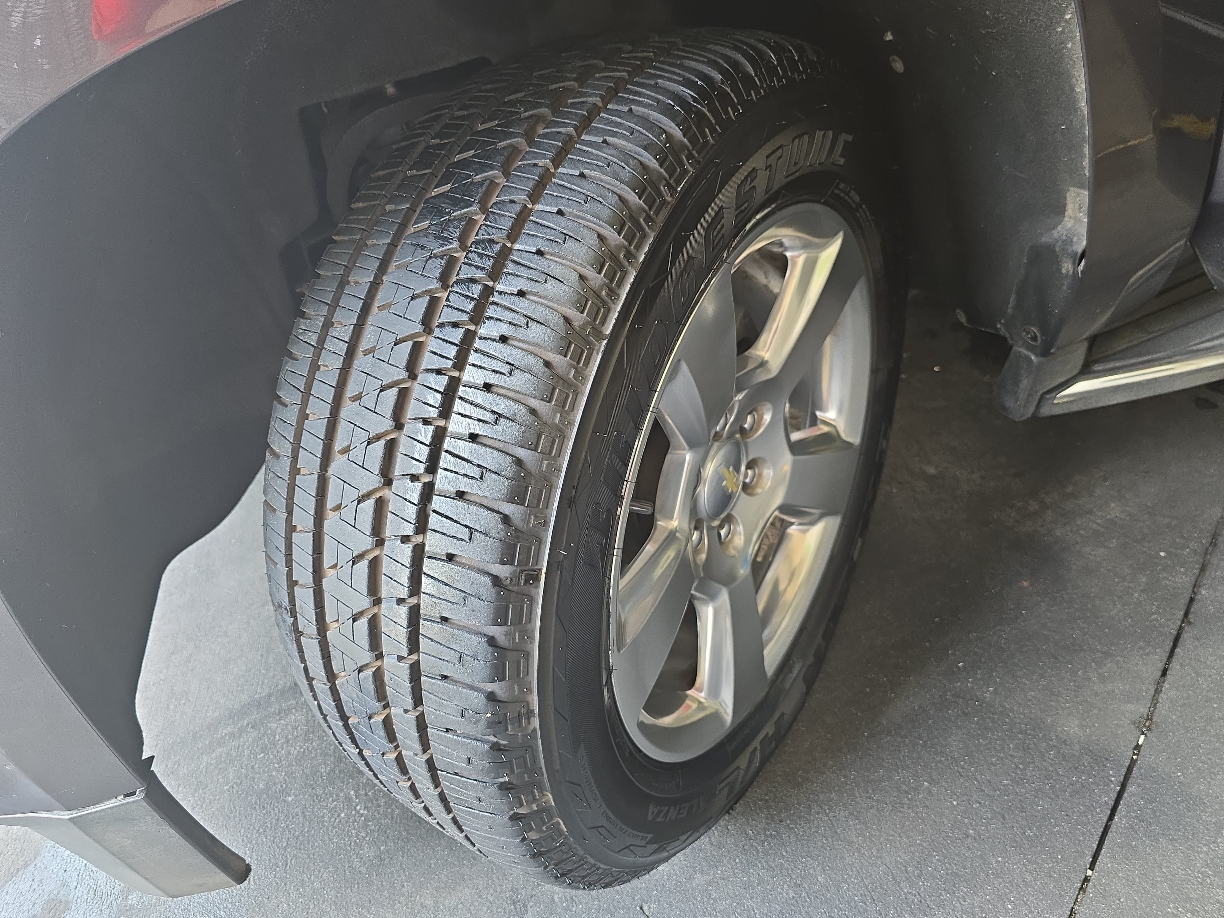 Used 2018 Chevrolet Tahoe Premier AWD/4WD image 33