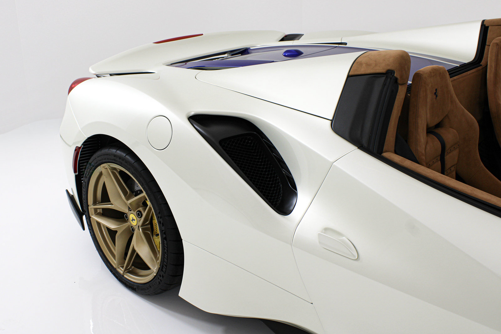 Certified 2020 Ferrari 488 Pista Spider RWD image 18