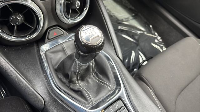 Used 2019 Chevrolet Camaro LS RWD image 28