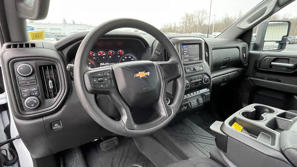 Used 2025 Chevrolet Silverado 2500 W/T w/ WT/CX Safety Package image 15
