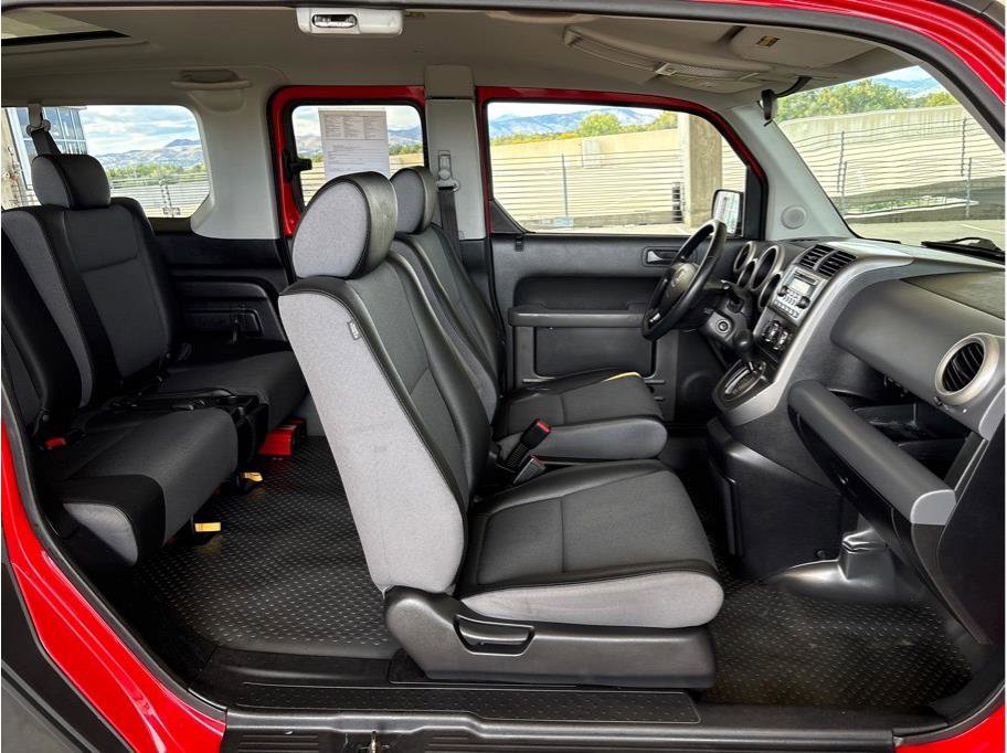 Used 2005 Honda Element EX image 13