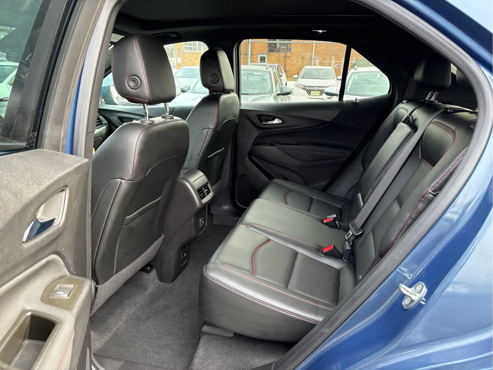 Used 2024 Chevrolet Equinox RS w/ RS Leather Package AWD/4WD image 10