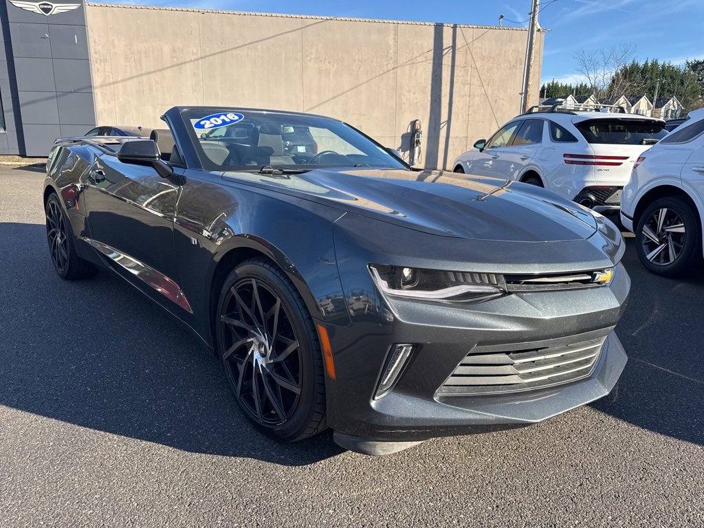Used 2016 Chevrolet Camaro LT image 10