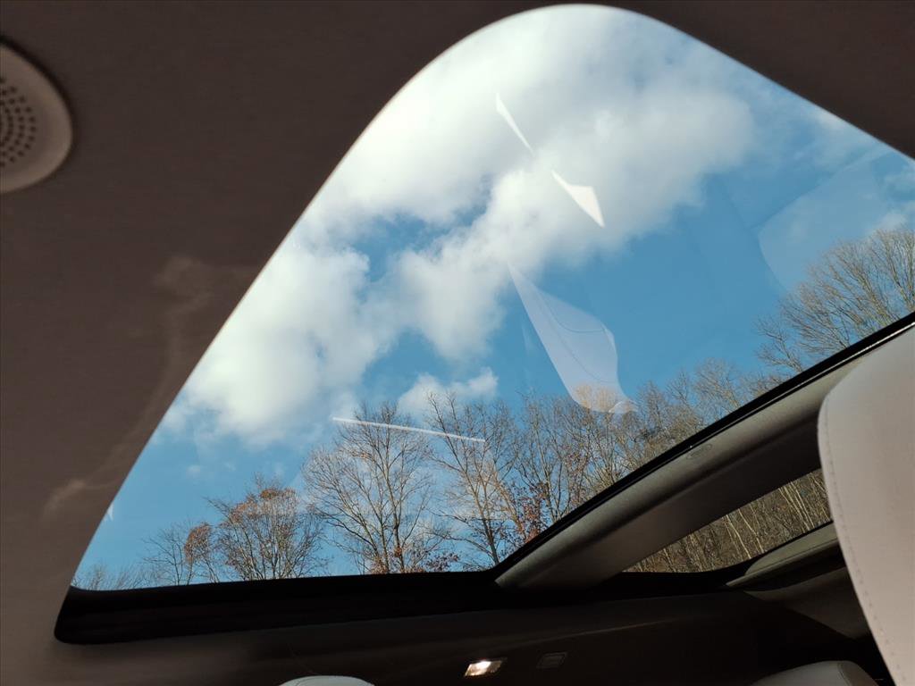 Used 2026 Land Rover Range Rover Evoque S AWD/4WD image 18