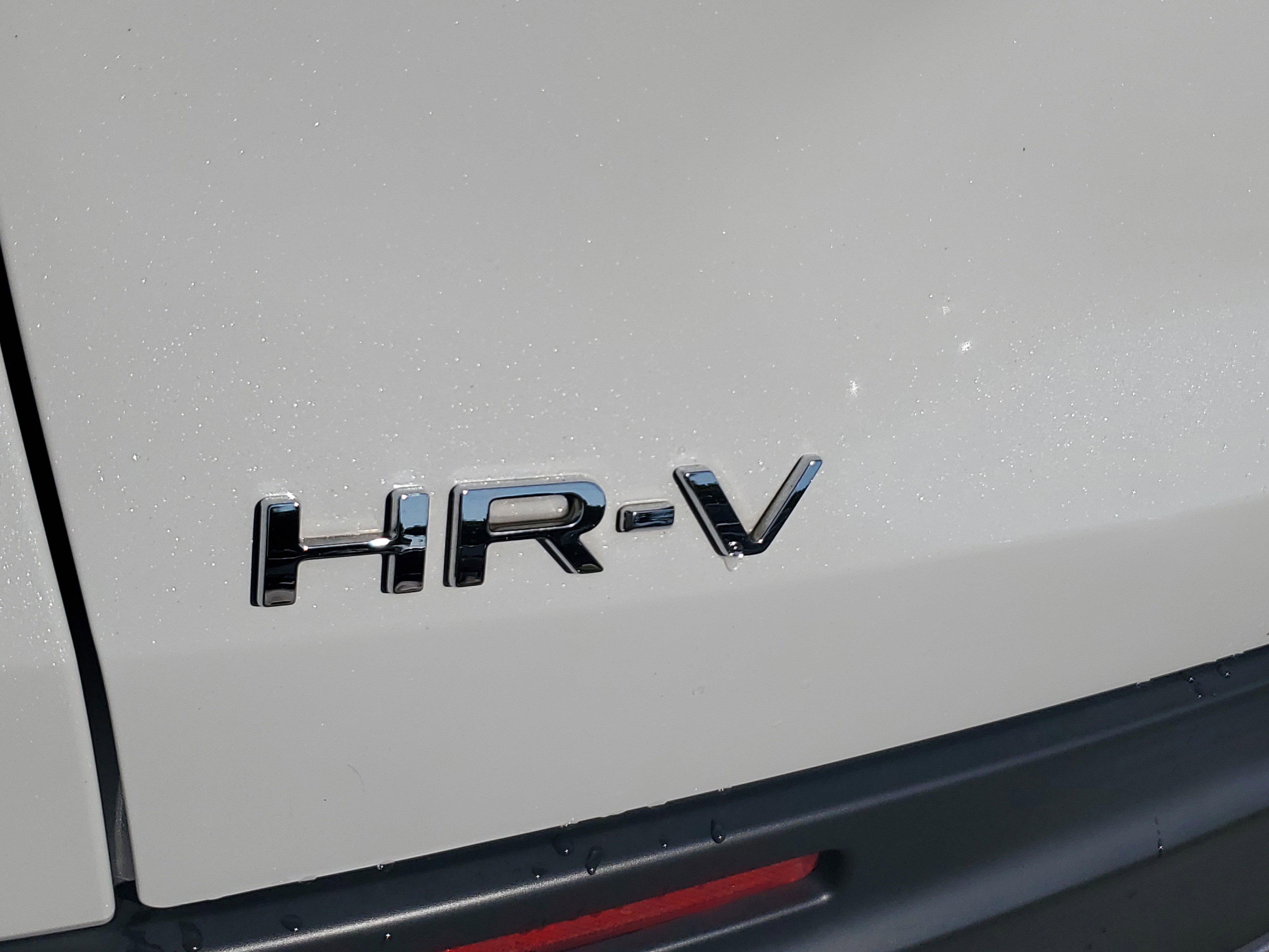 Used 2023 Honda HR-V Sport image 29