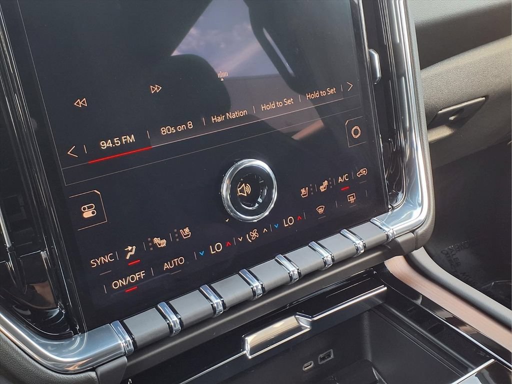 Certified 2026 GMC Yukon Denali w/ Sun & Power Step Package AWD/4WD image 22