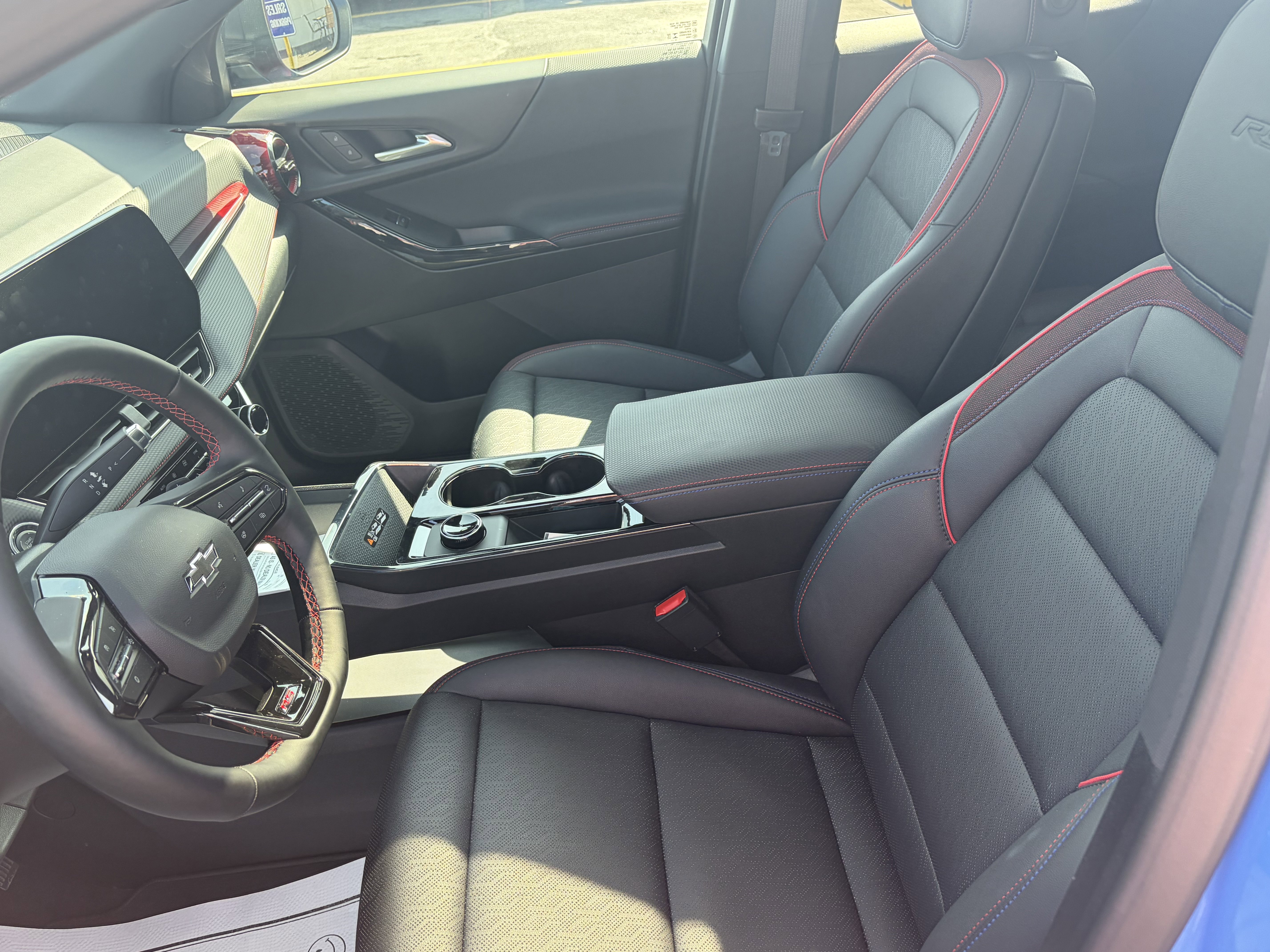 Used 2026 Chevrolet Equinox RS image 5