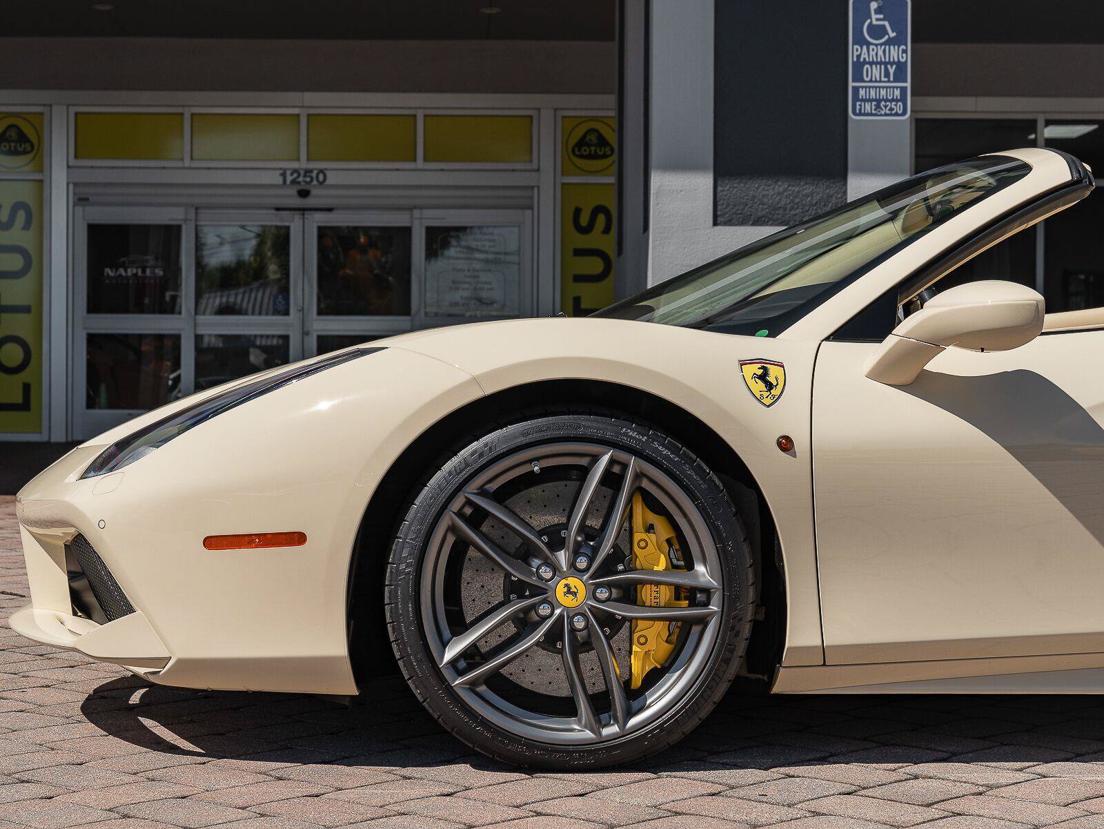 Used 2016 Ferrari 488 Spider RWD image 17