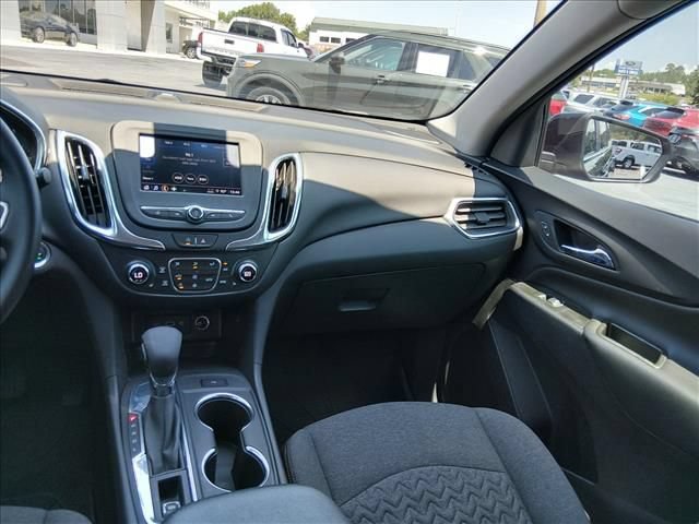 Used 2024 Chevrolet Equinox LT FWD image 12