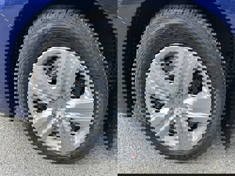 Used 2015 Subaru Legacy 2.5i image 7